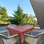 Apartament In With Two-bedrooms 7 Pula