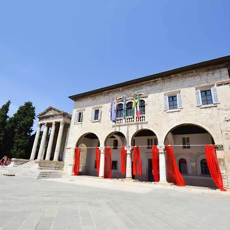 In With Two-bedrooms 7 * 풀라