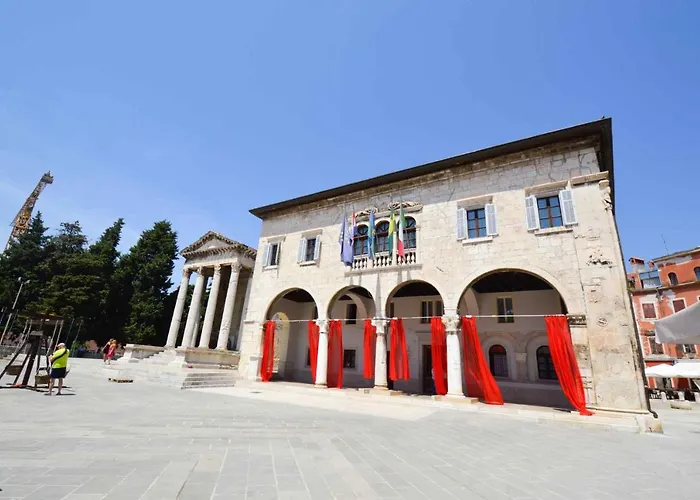 In With Two-bedrooms 7 * Pula